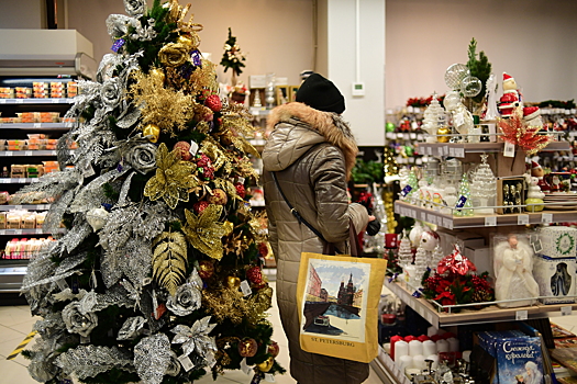 Раскрыта стоимость елки с игрушками