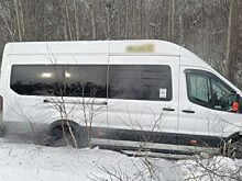 В Бурятии автобус с пассажирами попал в аварию на скользкой трассе