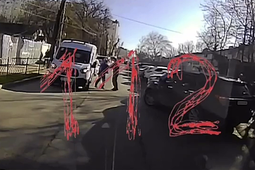 112: в Симферополе водитель внедорожника избил водителя скорой помощи