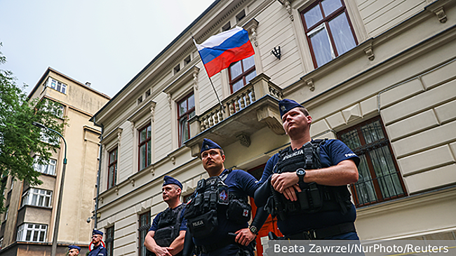 Власти Польши повысили градус русофобии ради успеха на выборах