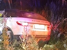 Полицейские применили огнестрельное оружие для остановки автомобиля, похищенного в городе Рыбинске