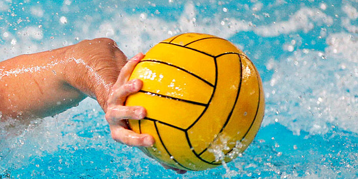 Женская сборная Ростовской области по хоккею на траве разгромила команду Республики Крым на Спартакиаде