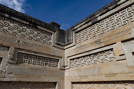 Затерянная гробница таинственных "облачных людей" названа самым значительным открытием десятилетия