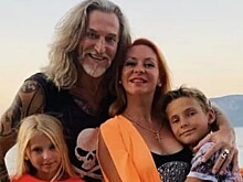 Марина Анисина заявила, что вернулась в Россию ради Никиты Джугурды