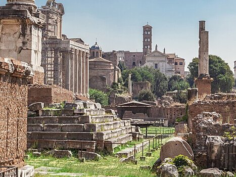 Corriere della Sera: историческая башня обвалилась на Императорских форумах в Риме