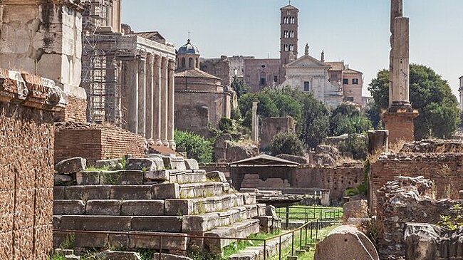 Corriere della Sera: историческая башня обвалилась на Императорских форумах в Риме