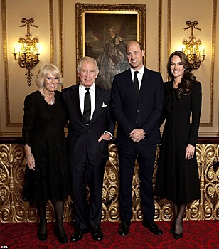 Почему новое официальное фото британской королевской семьи называют началом эпохи