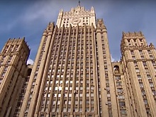 Россия запретила въезд в страну бывшему послу и сотрудникам Госдепа США