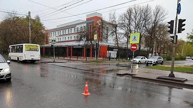 5-летняя девочка пострадала в ДТП на ул. Горького, 122, в Вологде