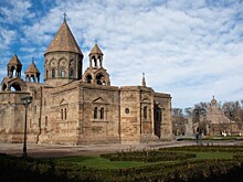 Таинство освящения миро провели в Эчмиадзинском кафедральном соборе в Армении