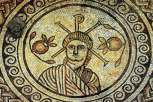 В Англии найдена часть мозаики с древнейшим изображением Иисуса