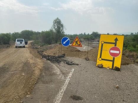 В Балейском районе Читы на затопленном участке сделали объяезд