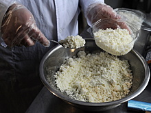 Нутрициолог рассказала, кому может навредить творог