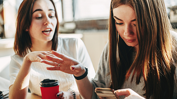 Названы эмоции, которые делают посты в соцсетях вирусными