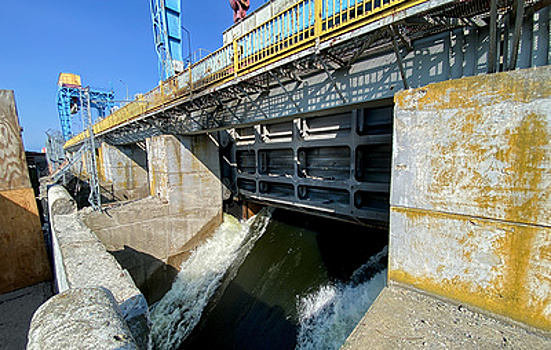 Каховская ГЭС. История строительства, значение и характеристики