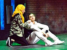 Театр «Геликон» представил премьеру спектакля «Орландо, Орландо»