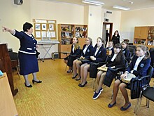 Выяснилось, что учителя РФ жаловались на зарплаты, но массового снижения нет