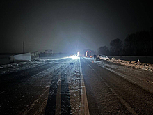 Водитель Hyundai выжил в ДТП с фурой на трассе под Новосибирском