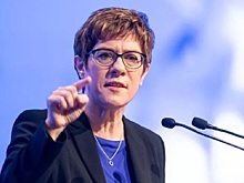 Глава Минобороны Германии ответила на претензии к "Северному потоку — 2"