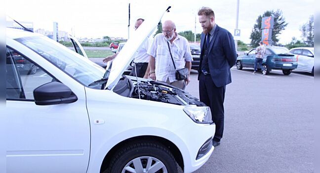 Автомобили «LADA Granta» получили шесть пострадавших на производстве жителей Воронежской области