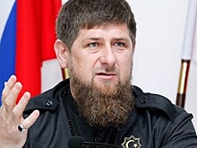 Кадыров раздал бойцам своего клуба автомобили Mercedes за 6 миллионов