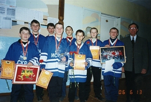 Легендарный костромской хоккейный клуб «Искра» празднует юбилей