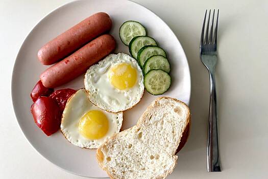 Поздний завтрак оказался вреден для здоровья