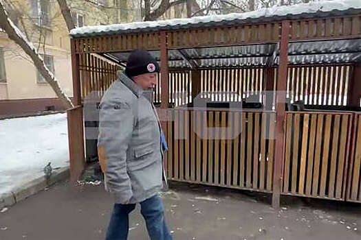 SHOT: второй день Михаила Ефремова на свободе начался с похода в отделение МВД