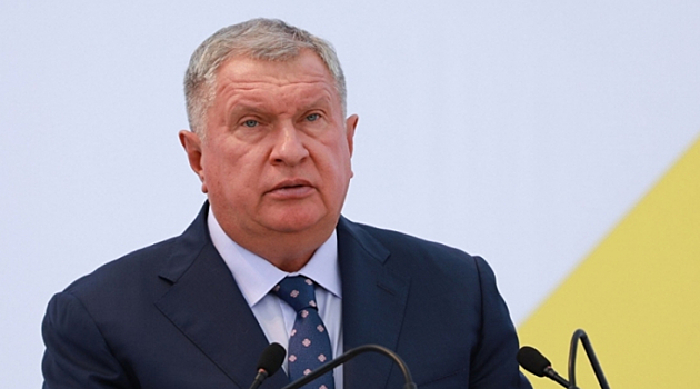 Ходорковский назвал виновником падения рубля Игоря Сечина