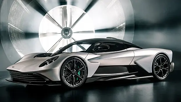 Aston Martin представила окончательную версию суперкара Valhalla