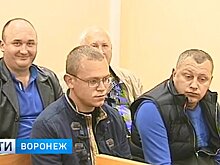 Садистская расправа или долг службы. Почему инспектор ДПС избил водителей в центре Воронежа