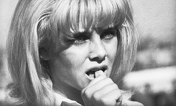 Парик Лолиты, паучьи ресницы: что значит внешность героев в фильмах Кубрика