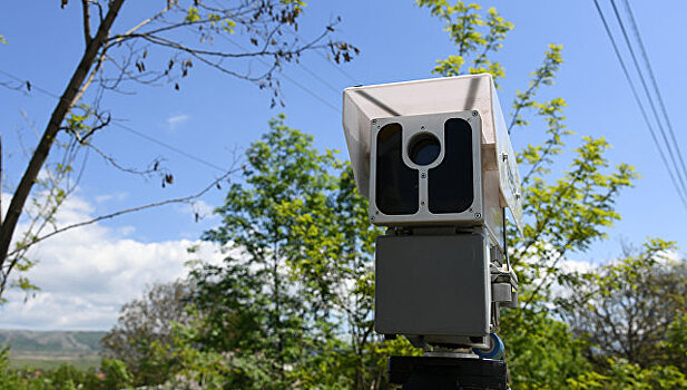 В Крыму начнут следить за водителями на перекрестках