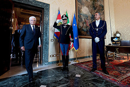 Маттарелла принял второй мандат президента Италии из-за пандемии и кризиса