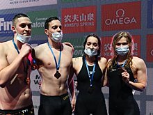 Казанцы заняли 3-е место в смешанной эстафете на этапе Кубка мира по плаванию в столице Татарстана