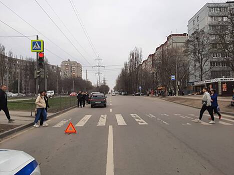 В Ростове легковушка сбила восьмилетнюю девочку