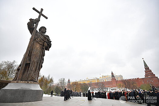 Памятник князю Владимиру признали лучшим за 2016 год