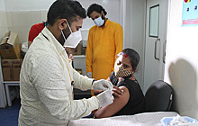 Бум вакцинации. Почему в Индии популярен "Спутник V"