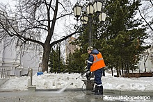 Шоу с водометами. Гуляем по грязному Екатеринбургу вместе с мэром