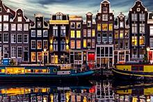 Власти Амстердама приняли решение ограничить организованный туризм в центральной части города