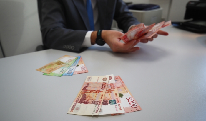В Волгоградской области пенсионерка едва не передала мошенникам 680 000 рублей