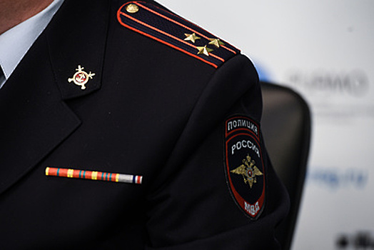 Полицейский спас пенсионера из горящего дома в Клину