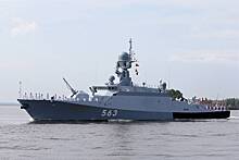 Корабли Балтфлота отразили «атаку» противника с воздуха и с моря