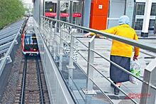 Пробный поезд прибыл на строящуюся станцию петербургского метро "Шушары"