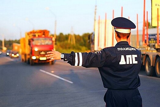 В Краснодарском крае на руководство районного ГИБДД завели уголовное дело из-за взяток от водителей большегрузов