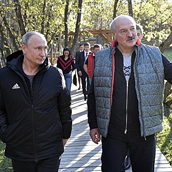 Безпалько сказал, почему Путин не возражает против позиции Лукашенко по Крыму