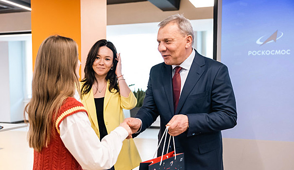 Глава Роскосмоса Юрий Борисов наградил победителей «Гагаринских чтений» в МАИ на севере столицы