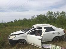 «Женщина погибла на месте»: по дороге в Рощинский Geely съехал в кювет и перевернулся