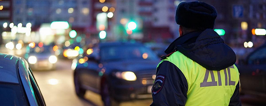 В Бузулуке суд рассмотрит дело инспектора ДПС о мелком взяточничестве