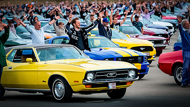 Владельцы Ford Mustang установили рекорд